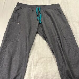 Figs Kade graphite pants in large